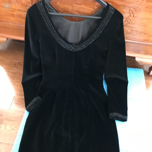 Laura Ashley LBD - Picture 4 of 10